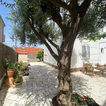 Apartman 4 Kilometar To City Centar Split Buitenkant foto