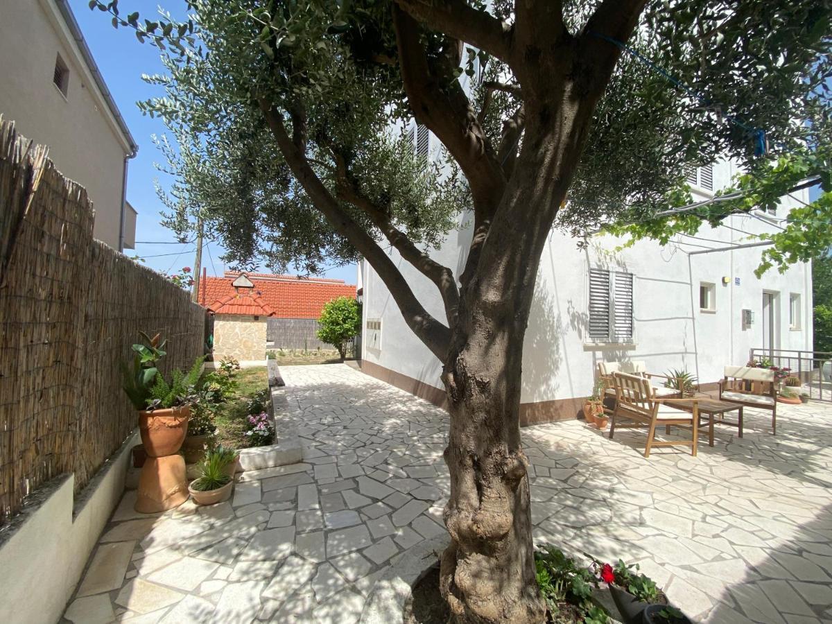 Apartman 4 Kilometar To City Centar Split Buitenkant foto