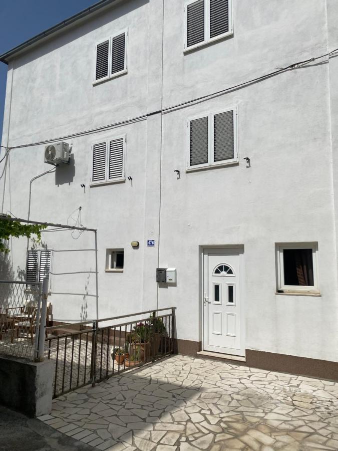 Apartman 4 Kilometar To City Centar Split Buitenkant foto