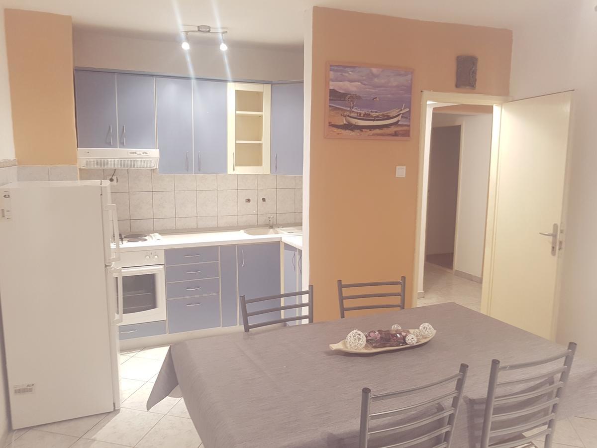 Apartman 4 Kilometar To City Centar Split Buitenkant foto
